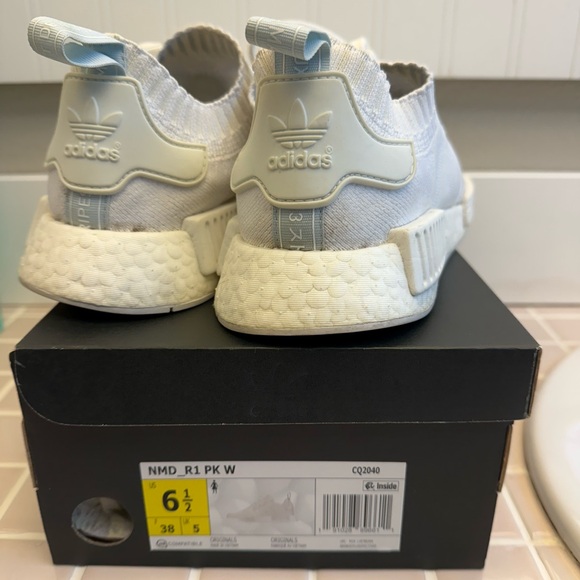 White Adidas NMD with Box - Picture 3 of 4